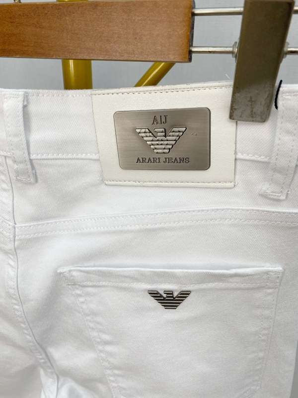 ブランドジーンズ素材ディテール